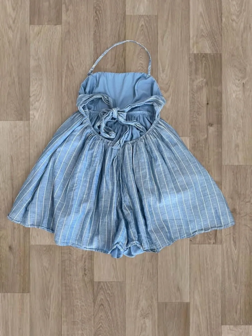 American Eagle Romper - Picture 2 of 3